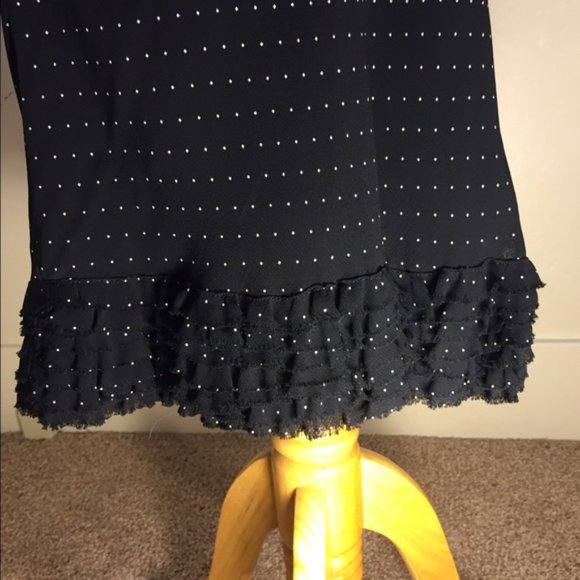 Black and white polka dot ruffle hem chiffon skirt - Picture 4 of 7